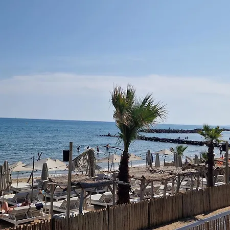 홀리데이파크 La Carabasse Vias-plage-t4 Climatise,tout Confort, Emplacement Calme ! *