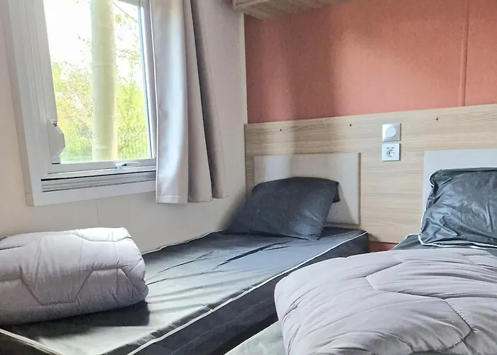 Üdülőpark La Carabasse Vias-plage-t4 Climatise,tout Confort, Emplacement Calme ! *