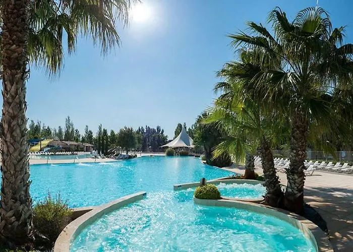 La Carabasse Vias-plage-t4 Climatise,tout Confort, Emplacement Calme ! * Vias