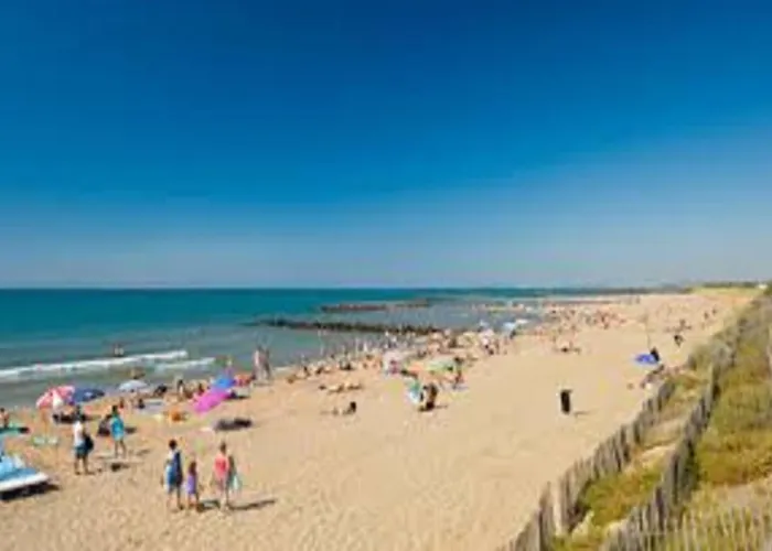 Üdülőpark La Carabasse Vias-plage-t4 Climatise,tout Confort, Emplacement Calme !
