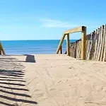 Village de vacances Mh Empl Calme- La Carabasse- Restos, Bar&acces Plage, 3chb, 2sdb