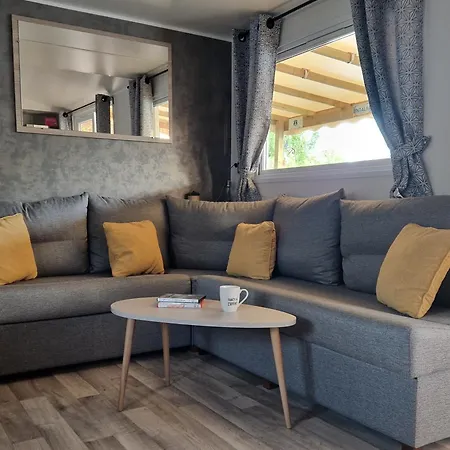 Πάρκο διακοπών La Carabasse Vias-plage-t4 Climatise,tout Confort, Emplacement Calme ! *